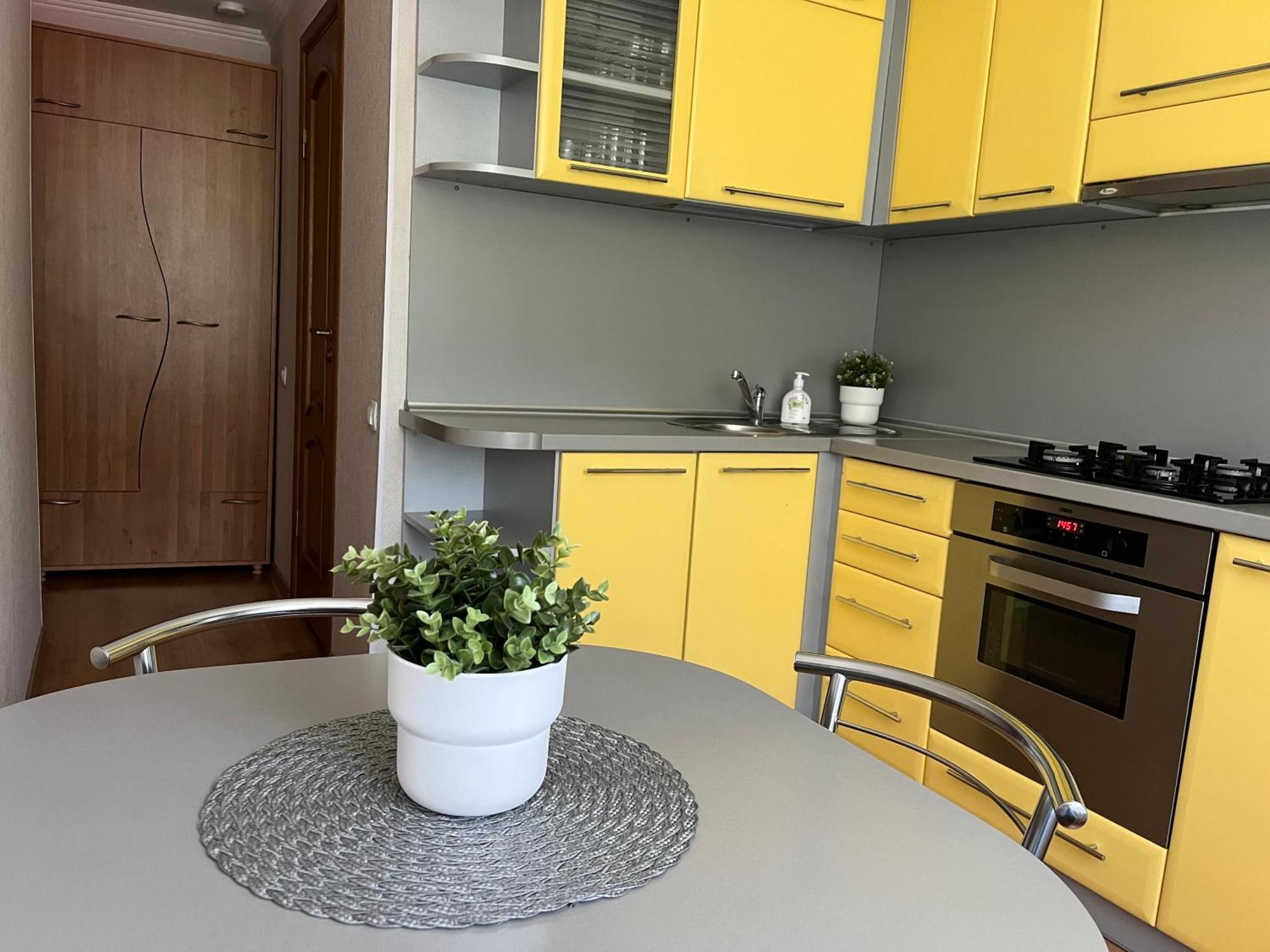 Center Two Bedroom Apartment Daugavpils Ngoại thất bức ảnh
